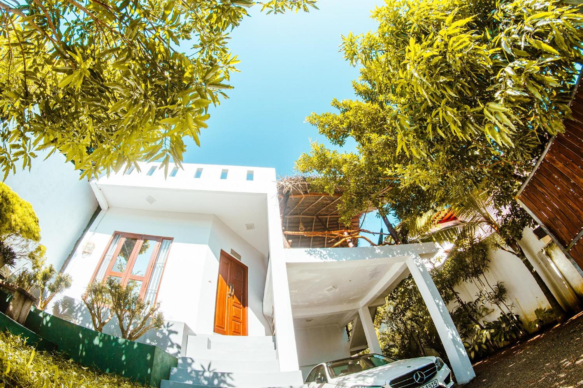 Blue Berry Villa Hikkaduwa Dış mekan fotoğraf